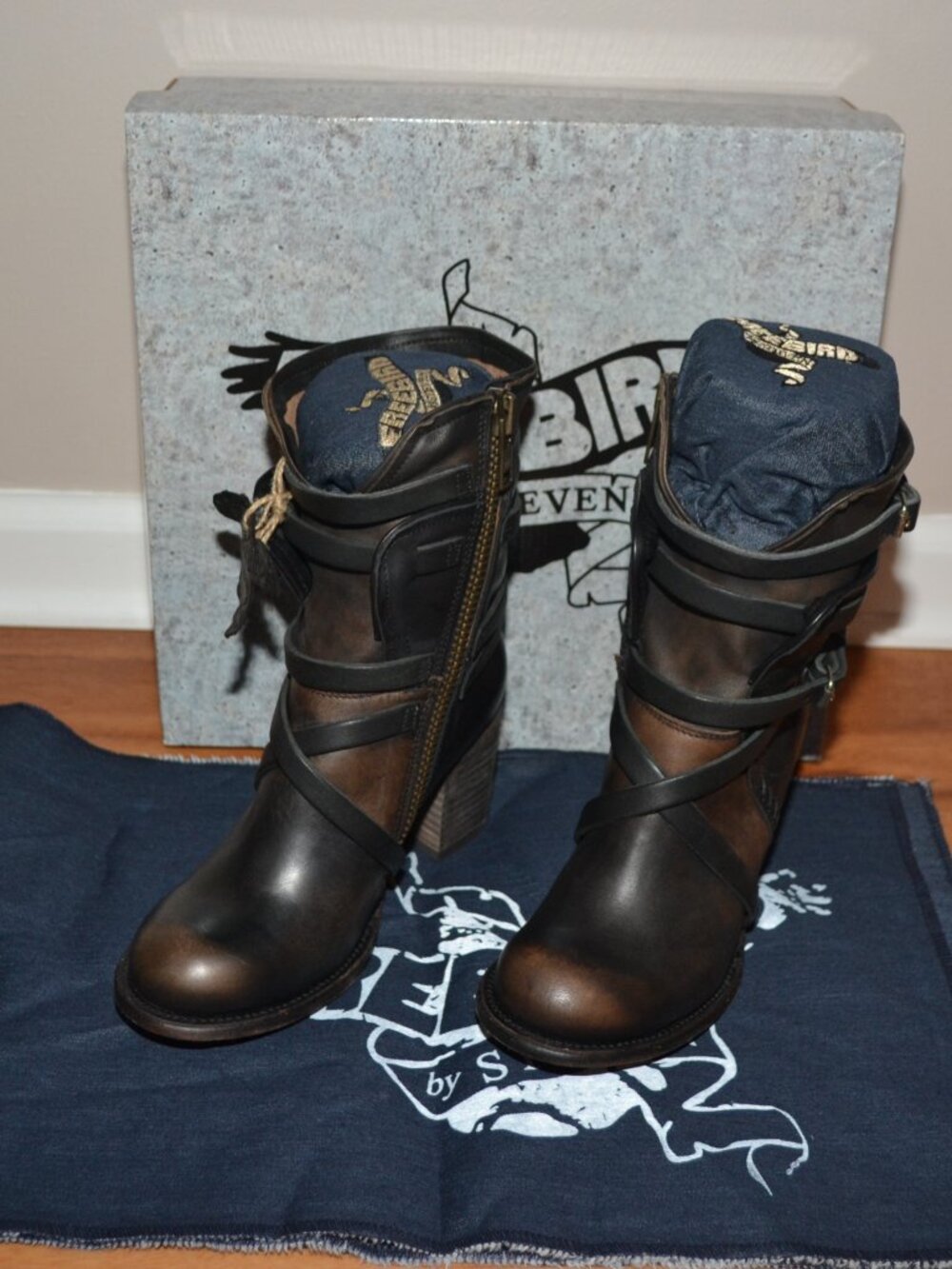 Freebird by Steven Baker NEW Black distressed Strap/Zip Women's Boots Size 7 - Picture 3 of 15